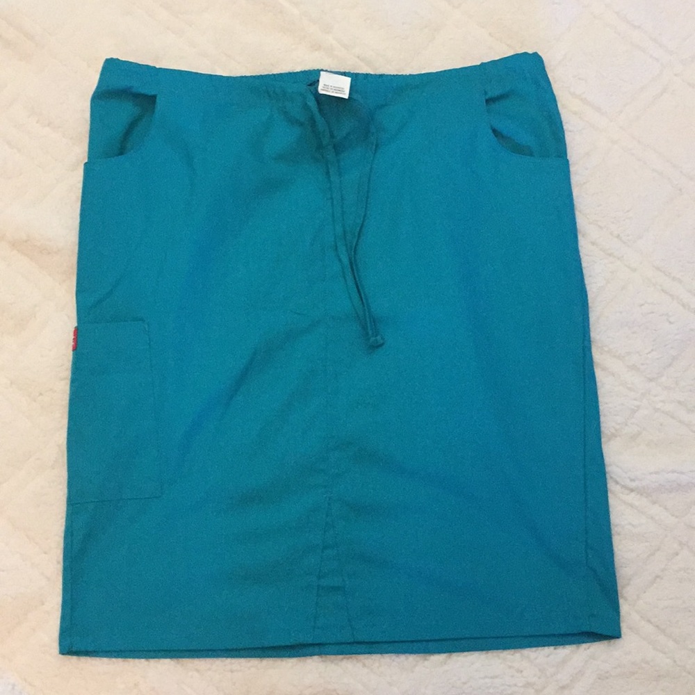 😍Scrub SKIRT 😍